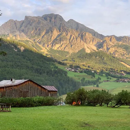 Appartamento 5 Torri Cortina dʼAmpezzo